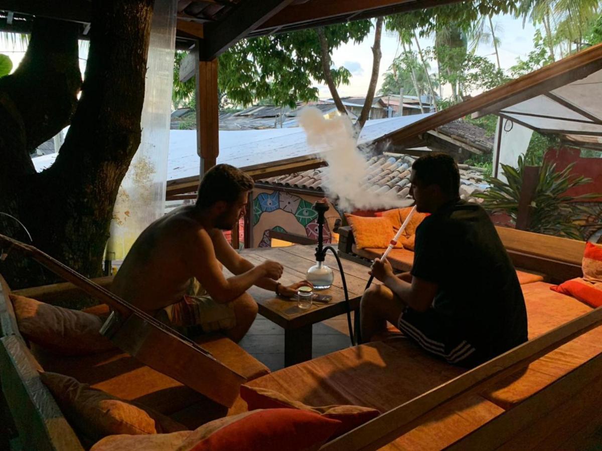 Mais Que Nada Itacare - Hostel, Bar & Breakfast Екстериор снимка