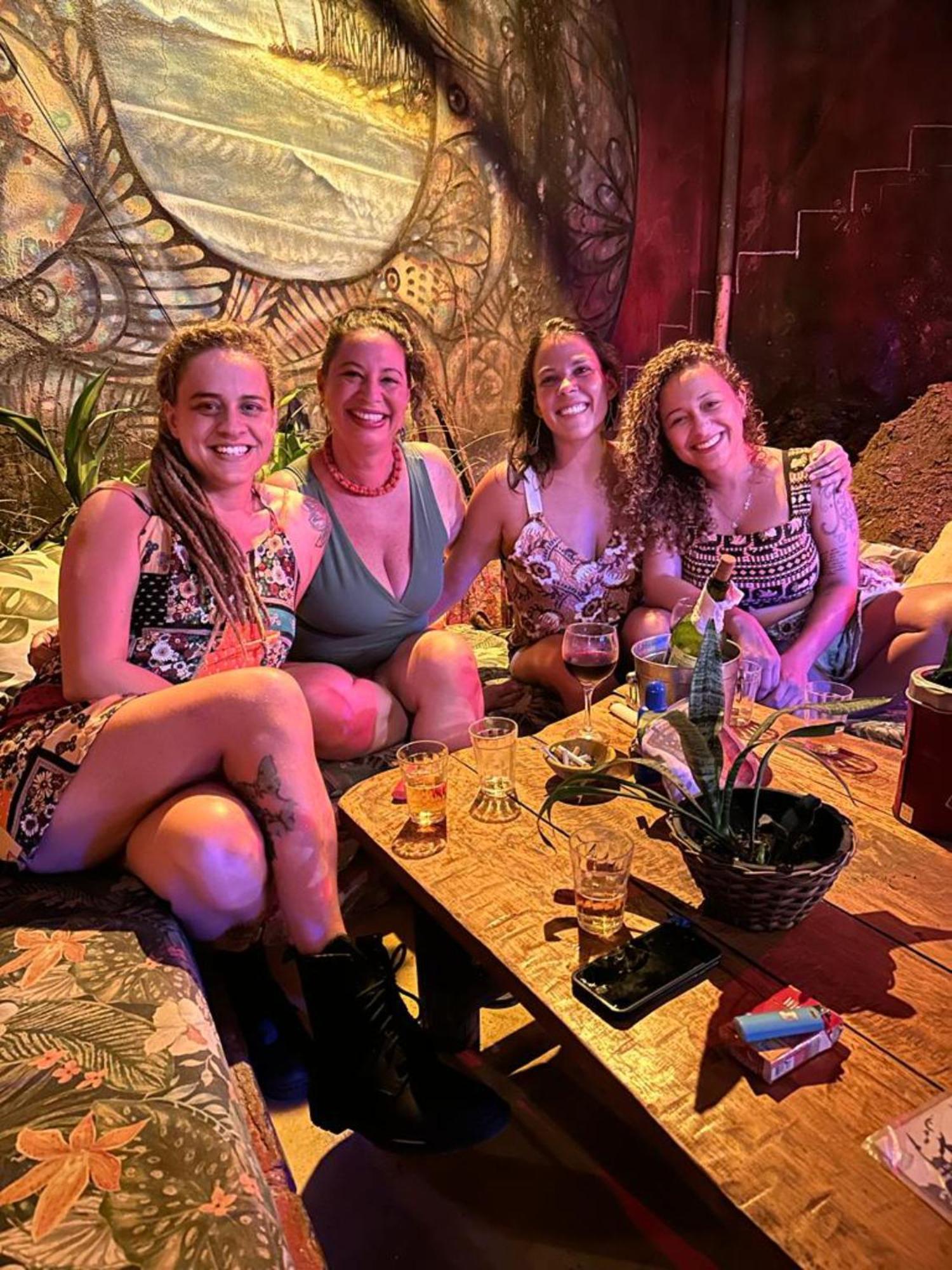 Mais Que Nada Itacare - Hostel, Bar & Breakfast Екстериор снимка