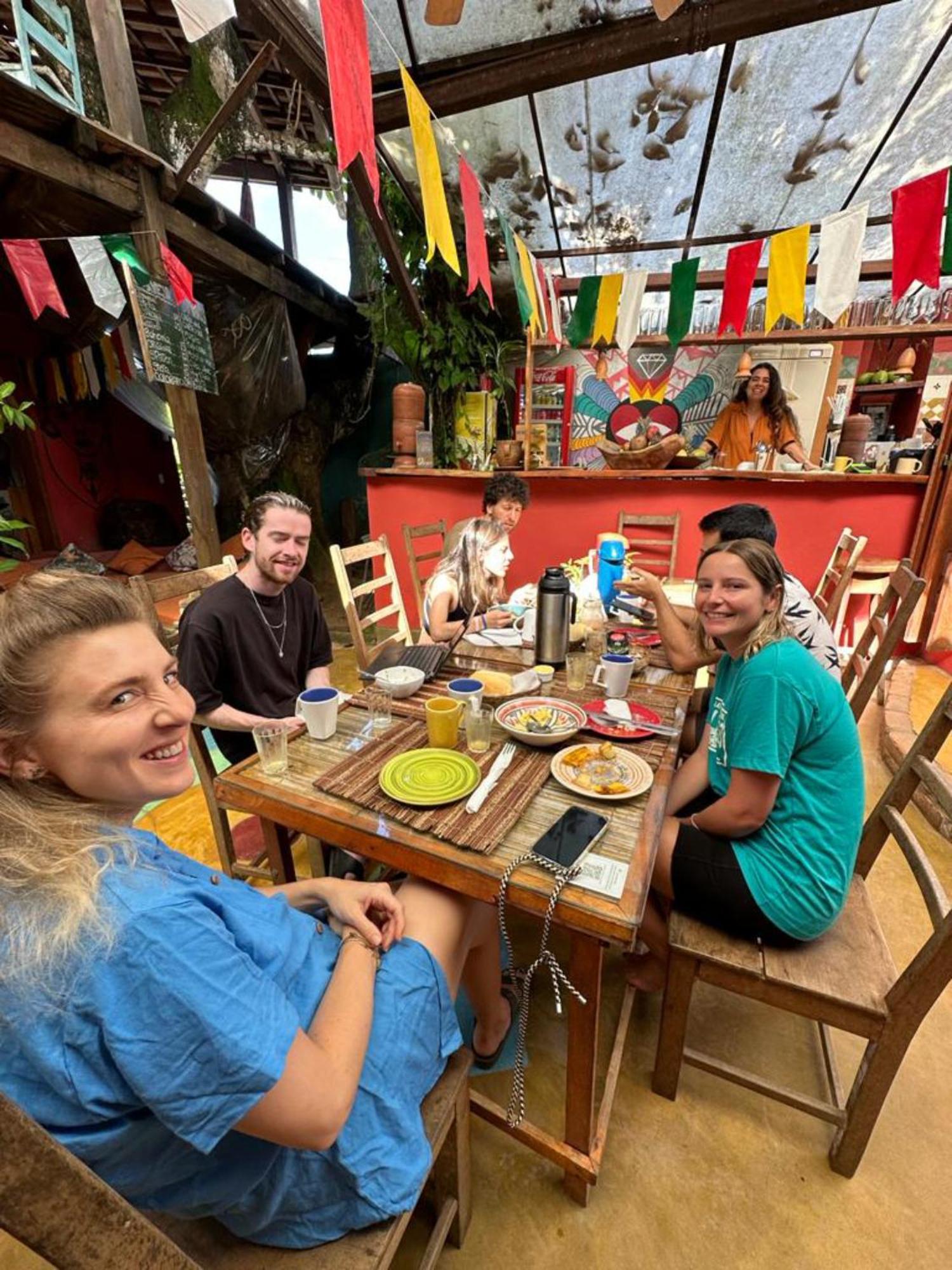 Mais Que Nada Itacare - Hostel, Bar & Breakfast Екстериор снимка